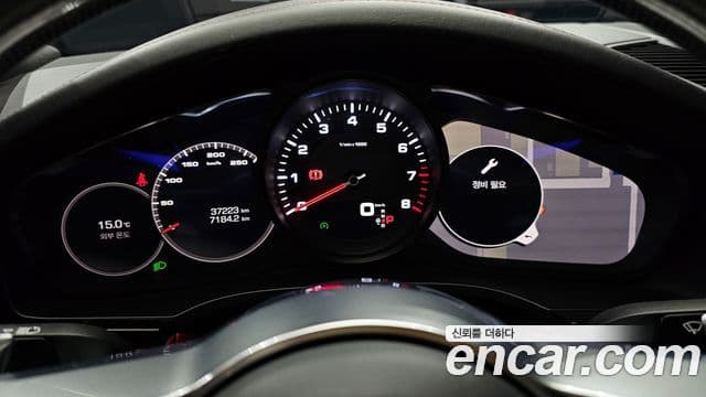 Porsche Cayenne (PO536) 3.0 купе, 2020 8