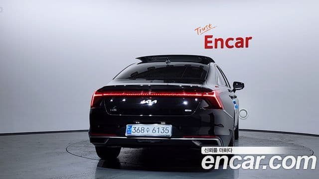 Kia K8 гибрид Signature, 2022 4