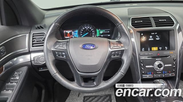 Ford Explorer 5세대, 2018 13