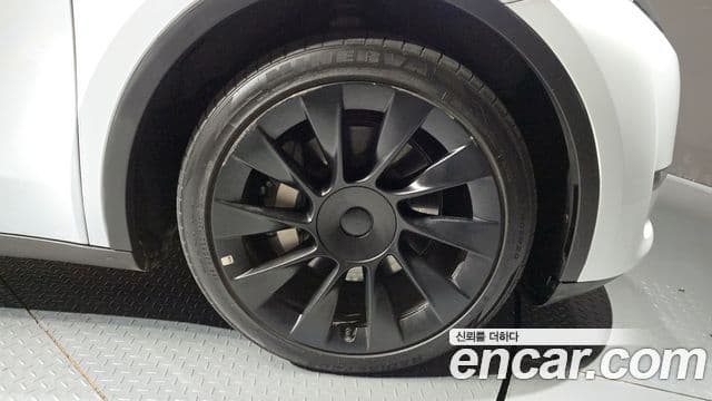 Tesla модель Y Long Range AWD, 2023 все фото