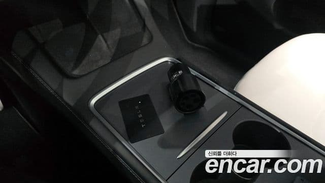 Tesla модель Y Long Range AWD, 2023 18