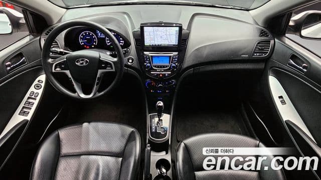 Hyundai Accent(новый кузов / новое поколение) Premier, 2011 7