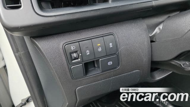 Hyundai Staria Modern, 2025 15