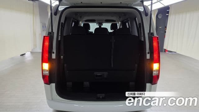 Hyundai Staria Modern, 2025 20