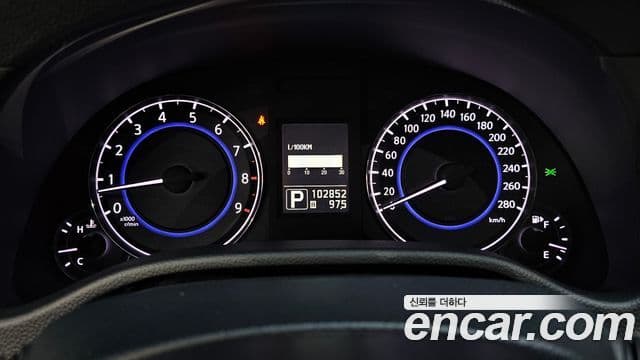 Infiniti G25 V36, 2013 8