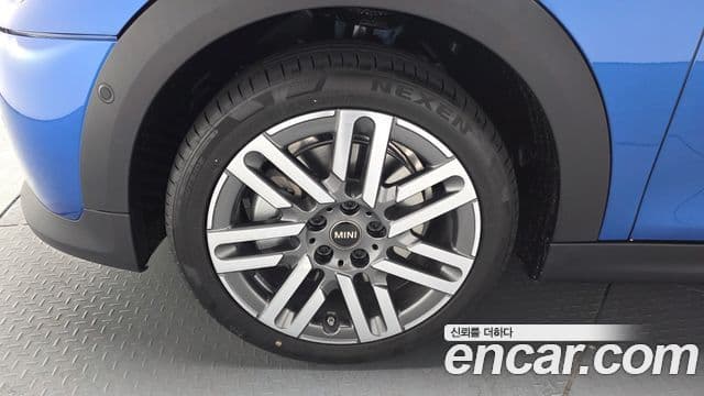 Mini Cooper C 4세대 5도어 Classic, 2026 все фото