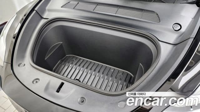 Tesla модель Y Long Range AWD, 2022 6