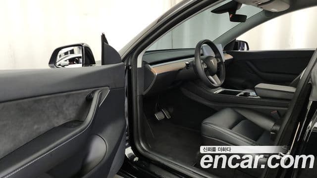 Tesla модель Y Long Range AWD, 2022 10