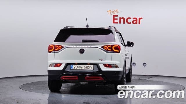 KG모빌리티(SsangYong) Beautiful Korando бензин 1.5 2WD R-Plus, 2022 4