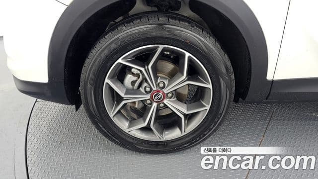 KG모빌리티(SsangYong) Beautiful Korando бензин 1.5 2WD R-Plus, 2022 все фото