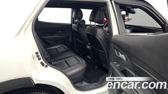 KG모빌리티(SsangYong) Beautiful Korando бензин 1.5 2WD R-Plus, 2022 11