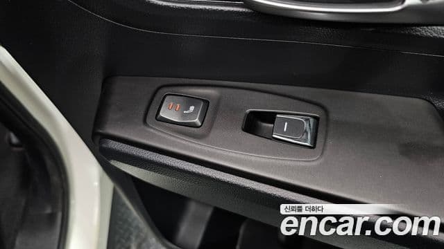 KG모빌리티(SsangYong) Beautiful Korando бензин 1.5 2WD R-Plus, 2022 19