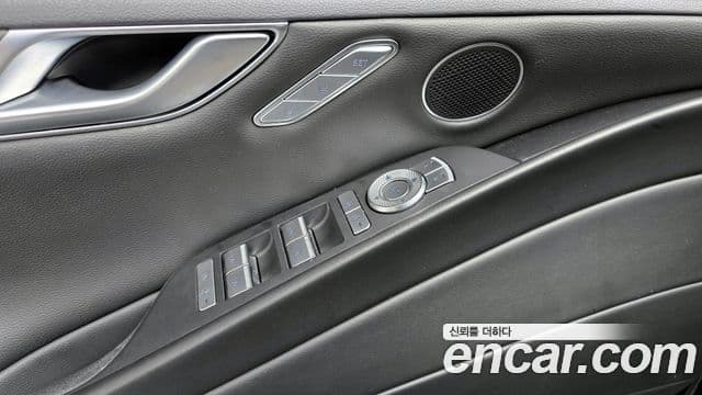 Genesis G80 (RG3) бензин 2.5 турбо 2WD, 2021 17