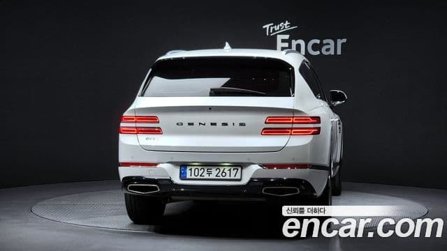 Genesis GV80, 2023 4
