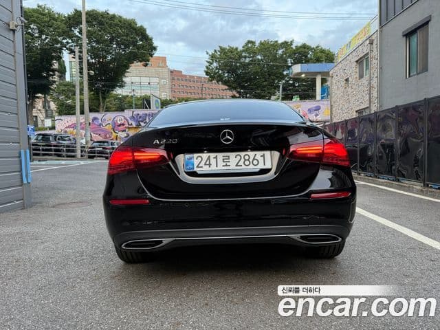 Mercedes-Benz A-класс W177 A220 седан, 2025 все фото