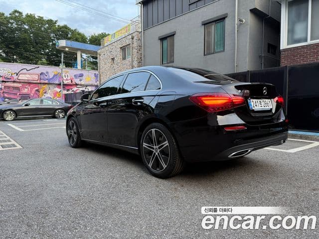 Mercedes-Benz A-класс W177 A220 седан, 2025 6