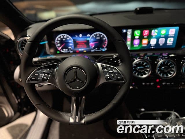 Mercedes-Benz A-класс W177 A220 седан, 2025 7