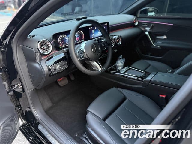 Mercedes-Benz A-класс W177 A220 седан, 2025 9