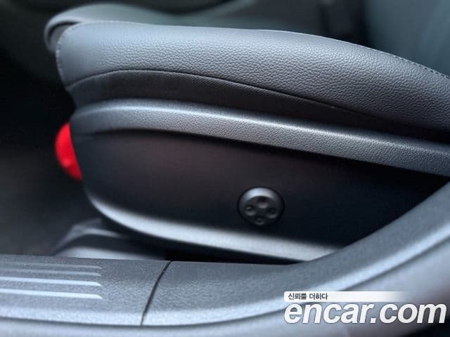 Mercedes-Benz A-класс W177 A220 седан, 2025 14