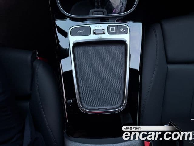 Mercedes-Benz A-класс W177 A220 седан, 2025 16