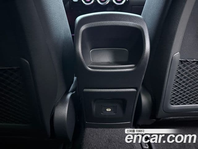 Mercedes-Benz A-класс W177 A220 седан, 2025 19