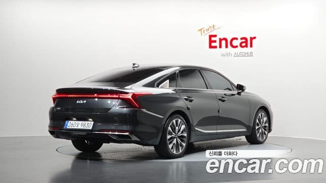 Kia K8 Noblesse, 2022 2