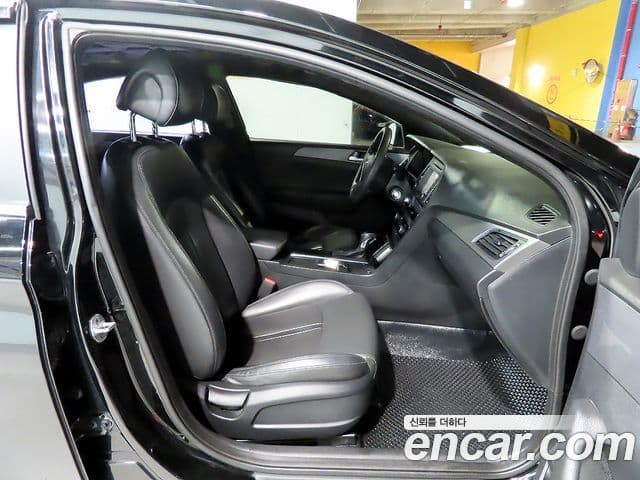 Hyundai LF Sonata Style, 2016 12