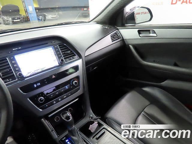 Hyundai LF Sonata Style, 2016 13