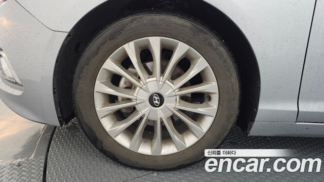 Hyundai LF Sonata 2.0 Smart, 2015 все фото