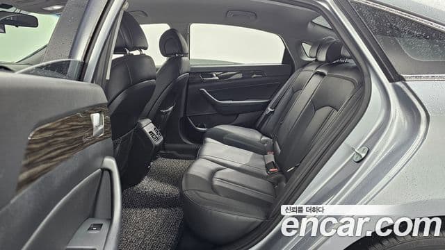 Hyundai LF Sonata 2.0 Smart, 2015 13