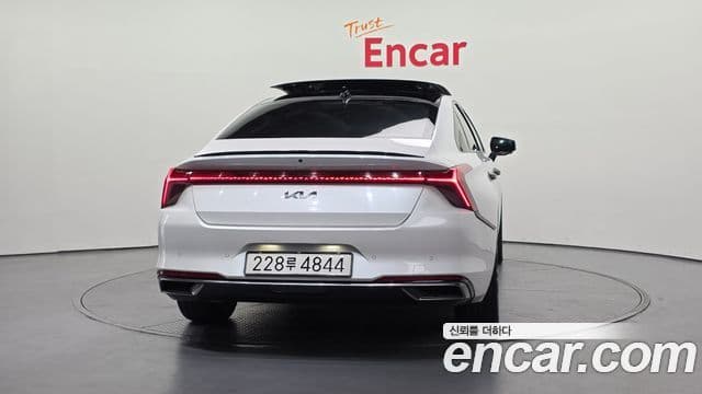 Kia K8 Prestige(арендный автомобиль), 2022 4