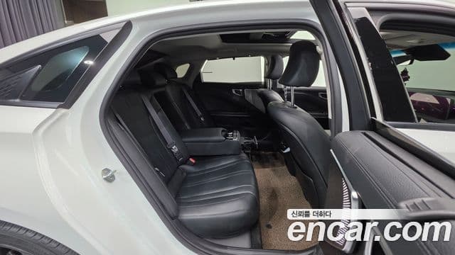 Kia K8 Prestige(арендный автомобиль), 2022 19