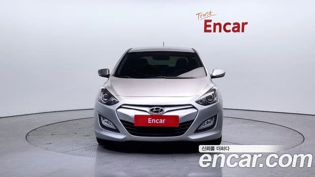 Hyundai i30(новый кузов / новое поколение) дизель 1.6 VGT Extreme, 2012 3