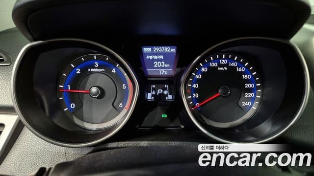 Hyundai i30(новый кузов / новое поколение) дизель 1.6 VGT Extreme, 2012 8