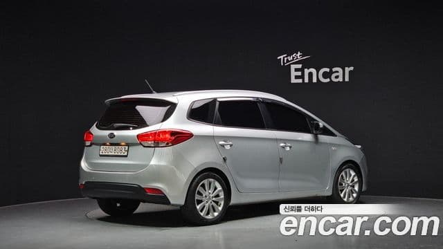 Kia All New Carens Prestige, 2015 2