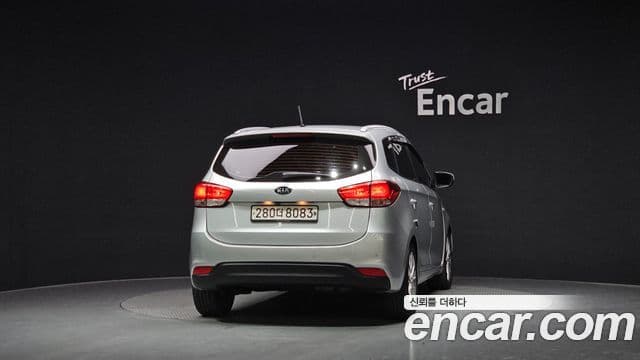 Kia All New Carens Prestige, 2015 4