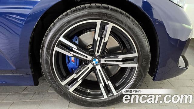 BMW 3시리즈 (G20) 320i M Sport, 2025 все фото