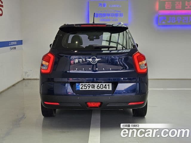 KG모빌리티(SsangYong) Tivoli Air дизель IX 2WD, 2016 все фото