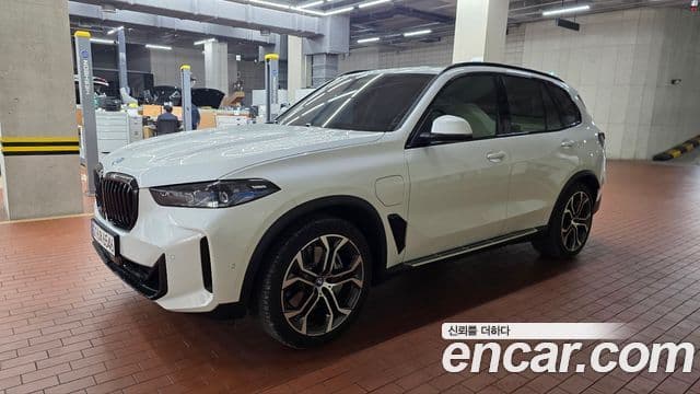 BMW X5 (G05) xDrive 50e xLine, 2025 1