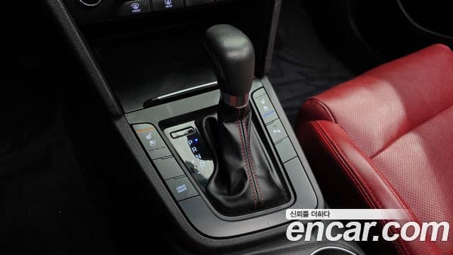 Hyundai Avante AD Extreme Selection, 2017 9