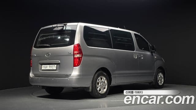 Hyundai Grand Starex CVX Deluxe, 2012 2