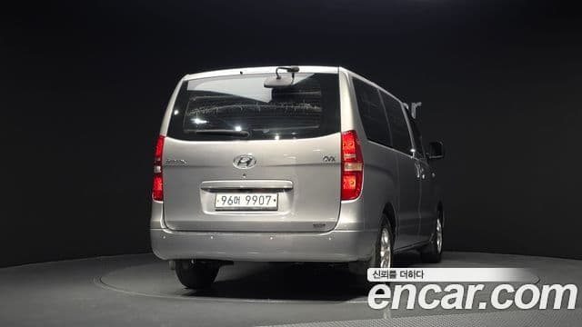 Hyundai Grand Starex CVX Deluxe, 2012 4