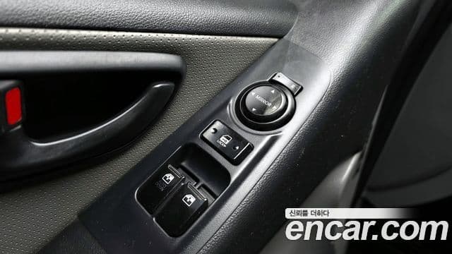 Hyundai Grand Starex CVX Deluxe, 2012 15