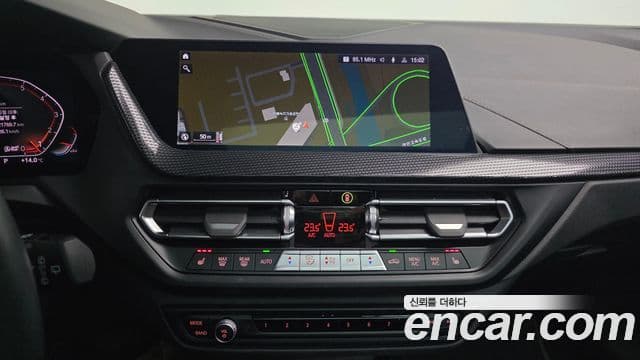 BMW 1시리즈 (F40) 120i Sport, 2024 14