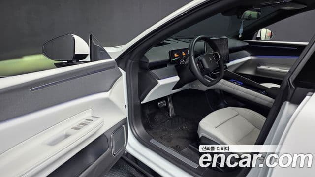 Polestar Polestar 4 Long Range два мотора, 2025 10