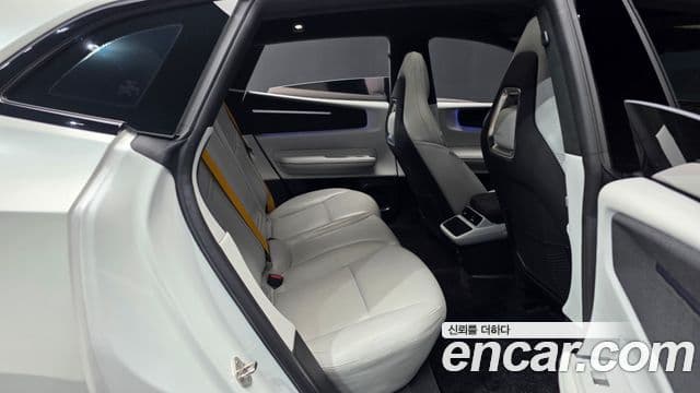 Polestar Polestar 4 Long Range два мотора, 2025 12