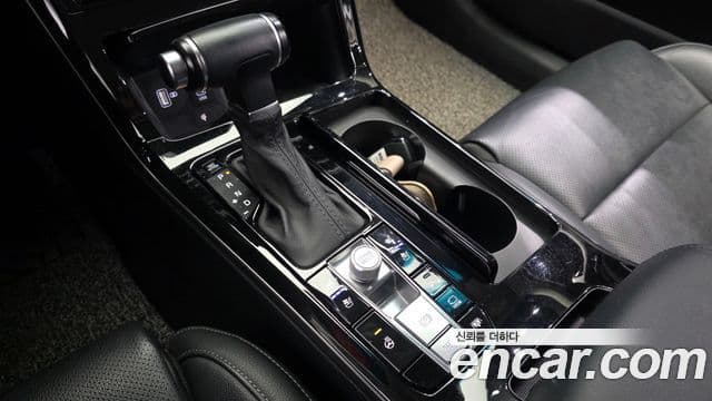 Kia K7 Premier Trendy, 2020 9