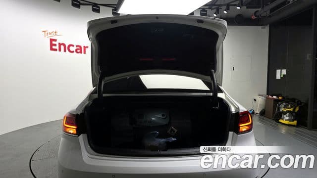 Kia K7 Premier Trendy, 2020 20