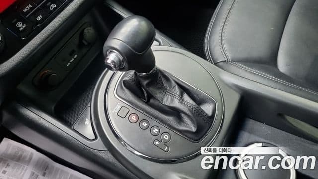 Kia Sportage R топовая версия, 2011 9