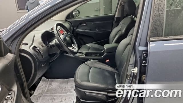 Kia Sportage R топовая версия, 2011 10